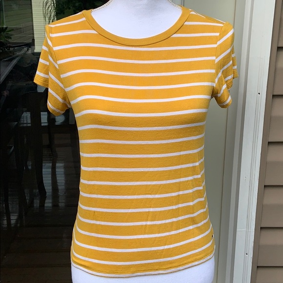 American Eagle Outfitters Tops - 👙American Eagle Soft & Sexy T-Shirt